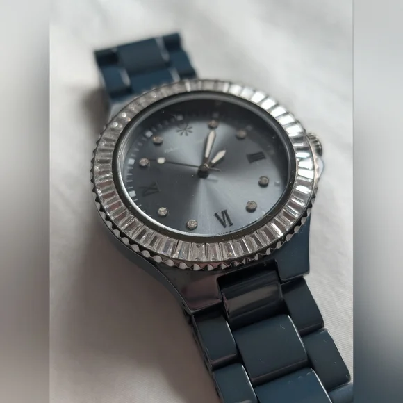 Isaac Mizrahi Live! Baguette Crystal Bezel Ceramic Link Watch - Picture 4 of 11